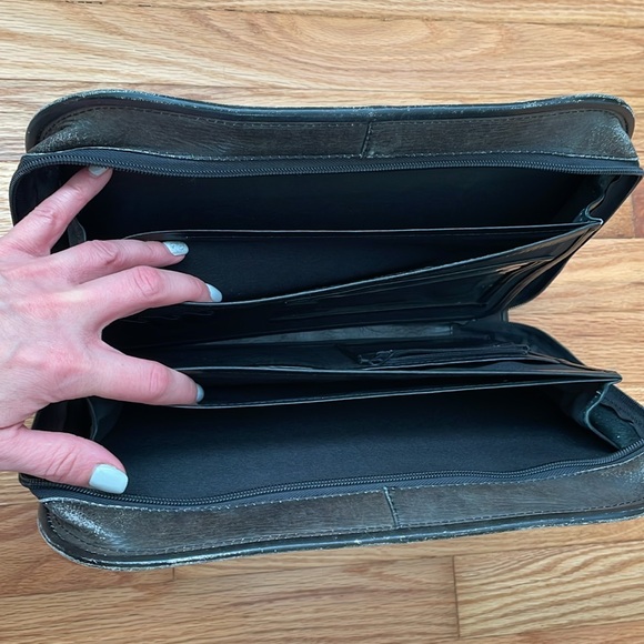 Ministry Black Leather Bag with Tetragrammaton  - Picture 5 of 6